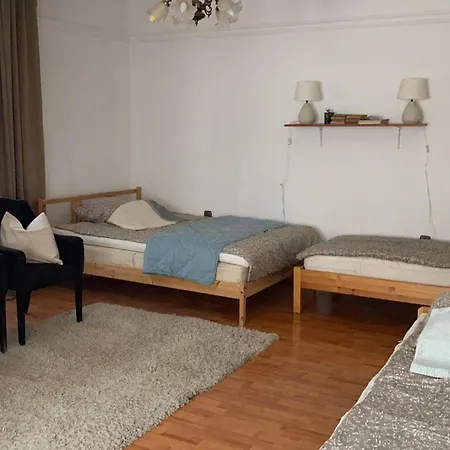 Tavasz Vendeghaz Apartman