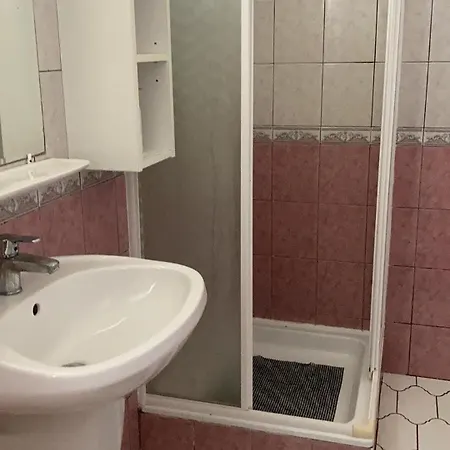 Tavasz Vendeghaz Apartman